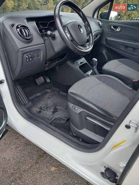 Внедорожник / Кроссовер Renault Captur 2019 в Одессе
