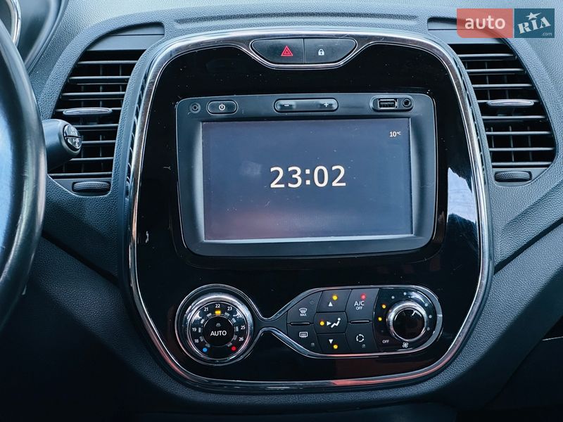Внедорожник / Кроссовер Renault Captur 2016 в Харькове
