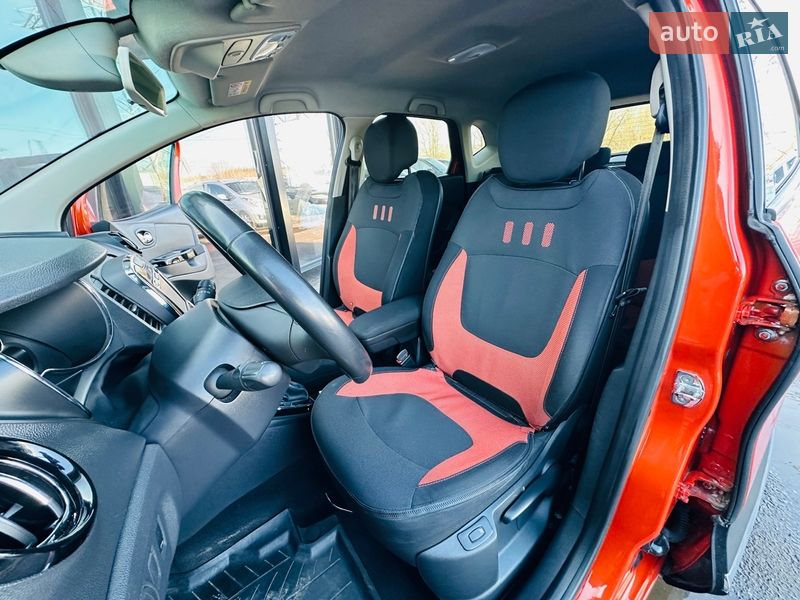 Внедорожник / Кроссовер Renault Captur 2016 в Харькове