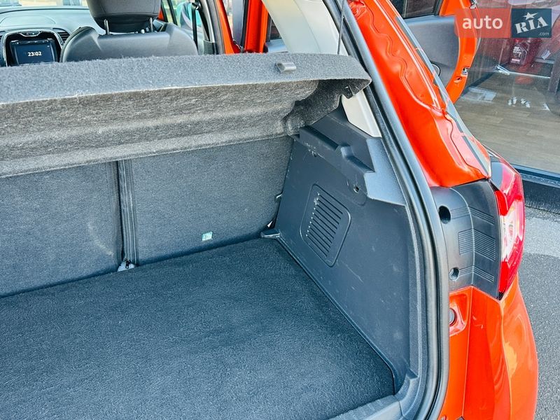 Внедорожник / Кроссовер Renault Captur 2016 в Харькове