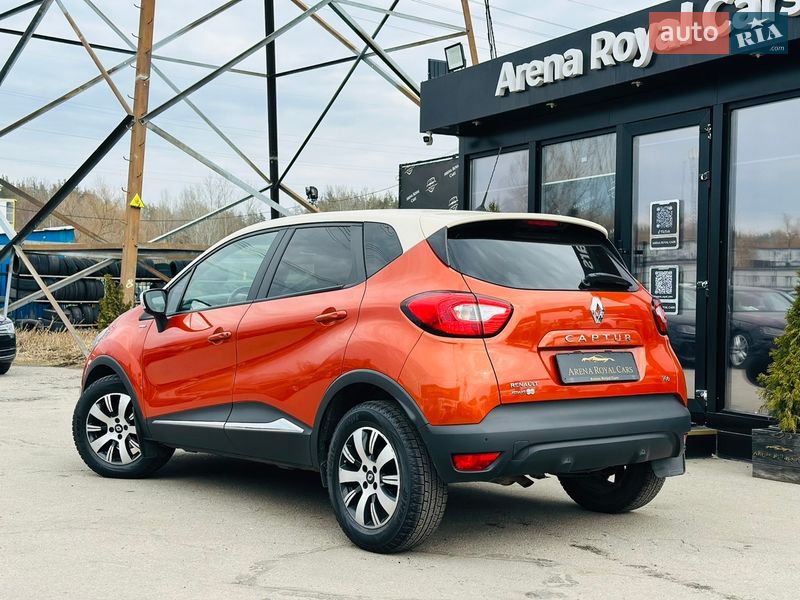Внедорожник / Кроссовер Renault Captur 2015 в Харькове