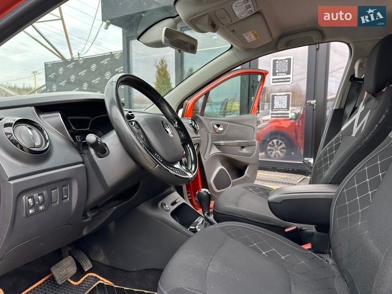 Внедорожник / Кроссовер Renault Captur 2015 в Харькове