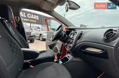 Внедорожник / Кроссовер Renault Captur 2015 в Харькове