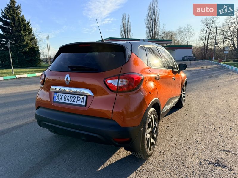 Внедорожник / Кроссовер Renault Captur 2015 в Краснограде