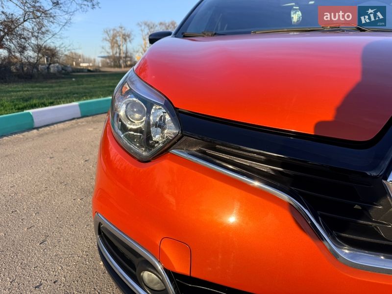 Внедорожник / Кроссовер Renault Captur 2015 в Краснограде