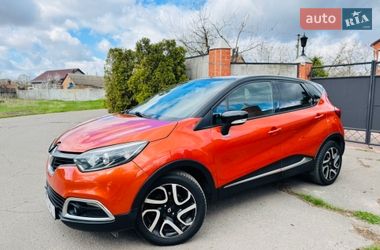 Позашляховик / Кросовер Renault Captur 2016 в Ромнах