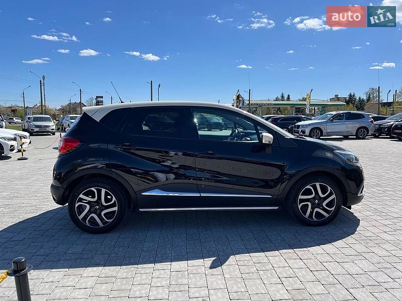 Позашляховик / Кросовер Renault Captur 2015 в Івано-Франківську