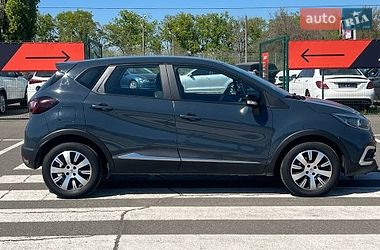 Внедорожник / Кроссовер Renault Captur 2019 в Одессе