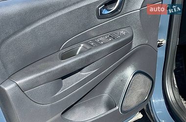 Внедорожник / Кроссовер Renault Captur 2019 в Одессе