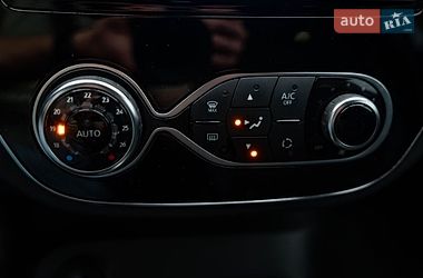 Внедорожник / Кроссовер Renault Captur 2019 в Киеве
