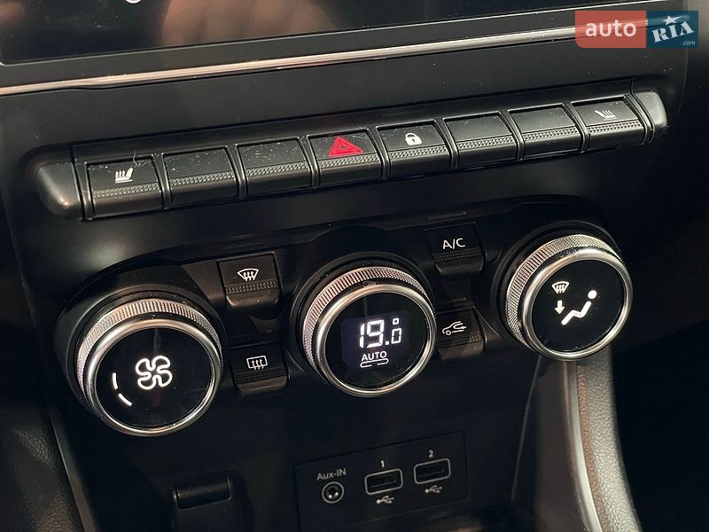 Внедорожник / Кроссовер Renault Captur 2021 в Одессе
