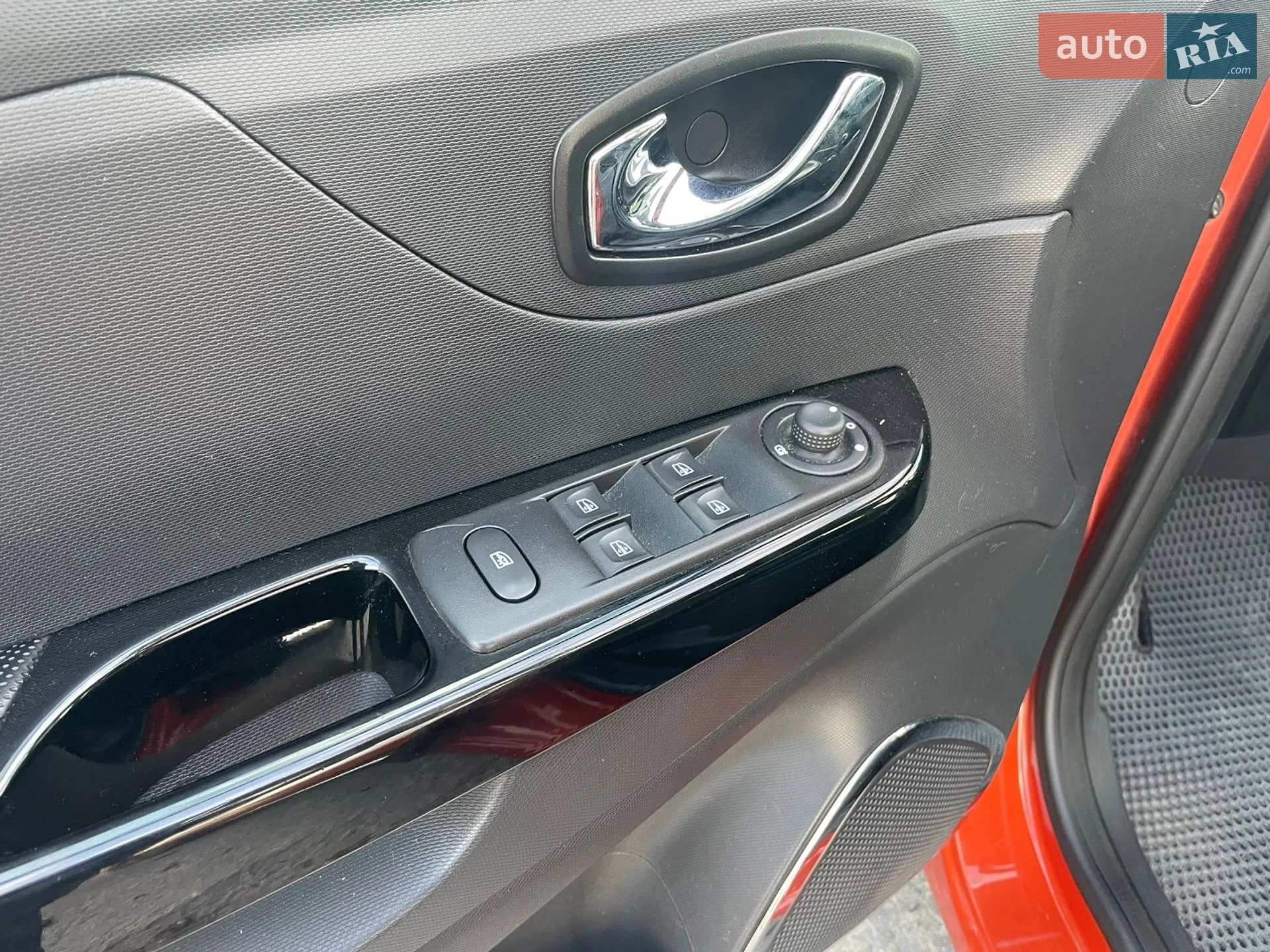 2015 Renault Captur - мініатюра 12