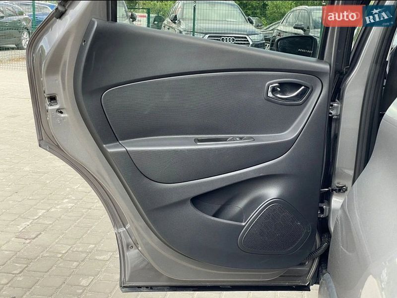 Внедорожник / Кроссовер Renault Captur 2013 в Бердичеве
