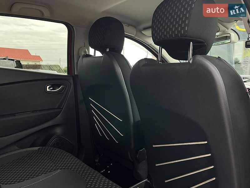 Позашляховик / Кросовер Renault Captur 2019 в Коломиї