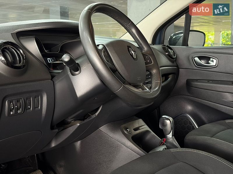 Позашляховик / Кросовер Renault Captur 2019 в Одесі