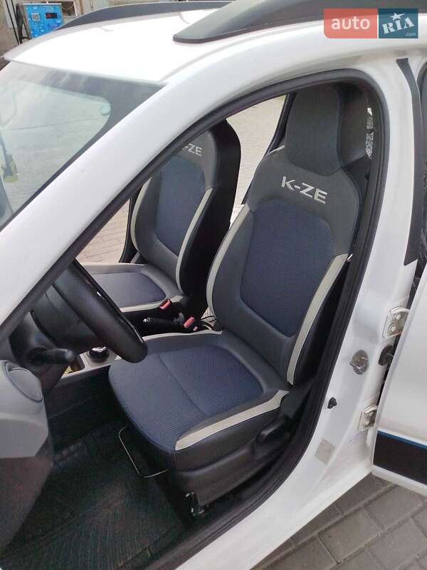 Внедорожник / Кроссовер Renault City K-ZE 2019 в Запорожье фото 10 Внедорожник / Кроссовер Renault City K-ZE 2019 в Запорожье