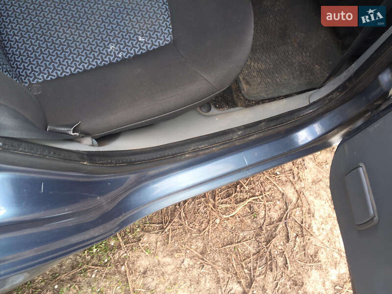 Седан Renault Clio Symbol 2007 в Киеве