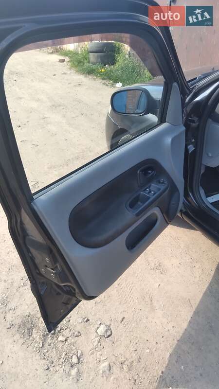 Седан Renault Clio Symbol 2008 в Виннице