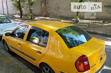 Седан Renault Clio Symbol 2003 в Киеве