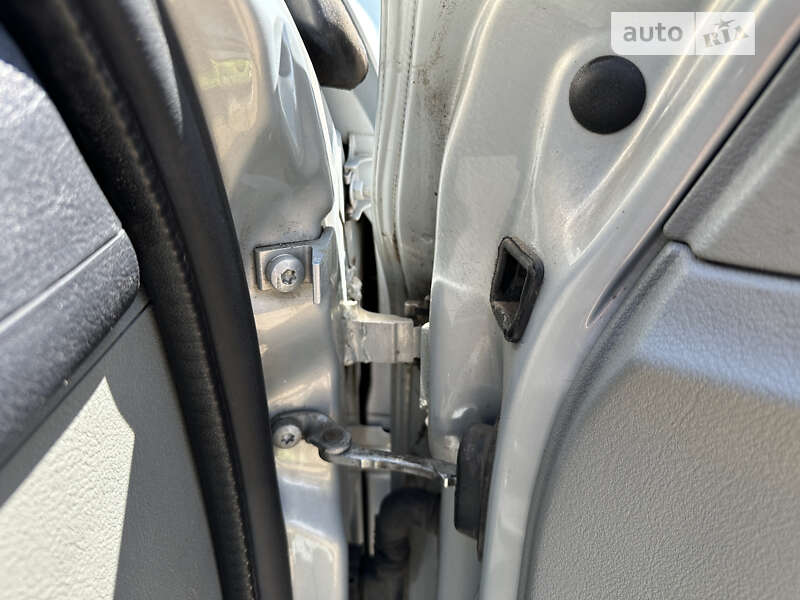 Седан Renault Clio Symbol 2003 в Одессе