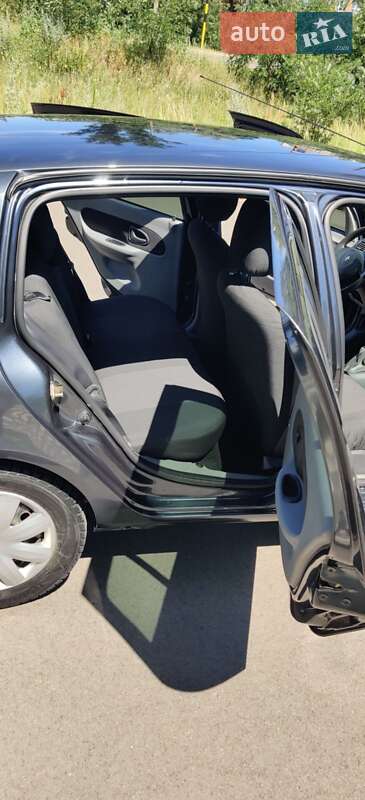 Седан Renault Clio Symbol 2006 в Киеве