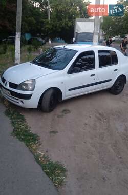 Седан Renault Clio Symbol 2004 в 