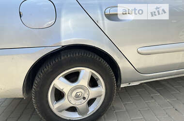 Седан Renault Clio Symbol 2006 в 