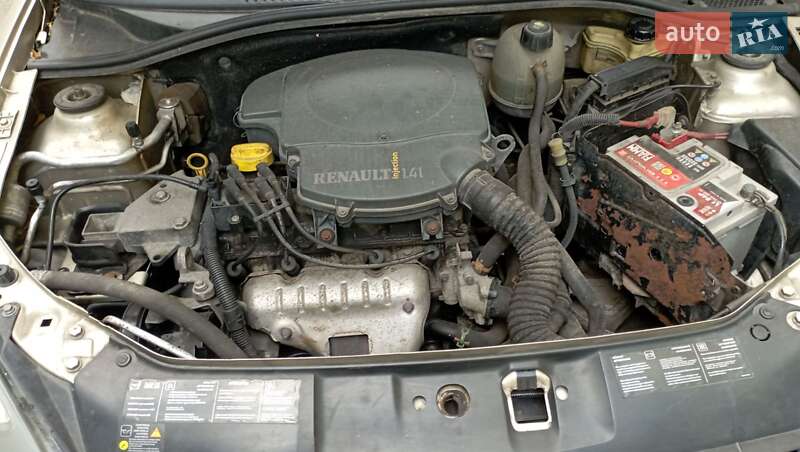 Седан Renault Clio Symbol 2008 в Киеве