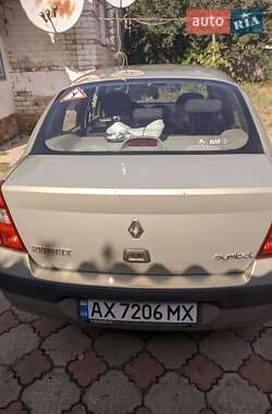 Седан Renault Clio Symbol 2003 в 