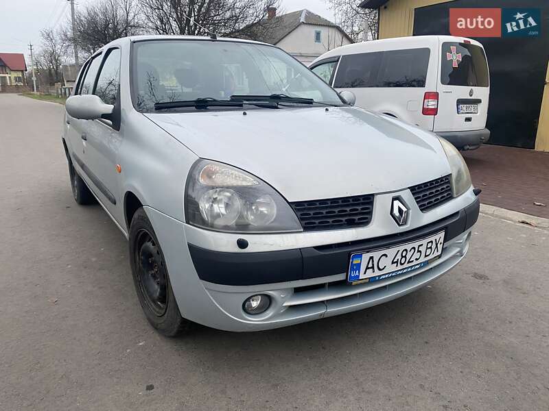 Renault Clio Symbol 2004
