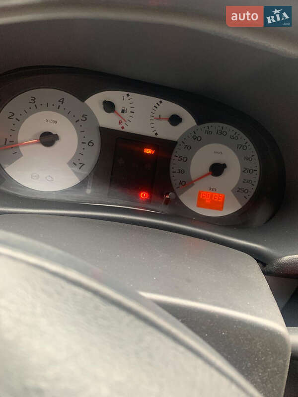 Седан Renault Clio Symbol 2008 в Львове фото 12 Седан Renault Clio Symbol 2008 в Львове