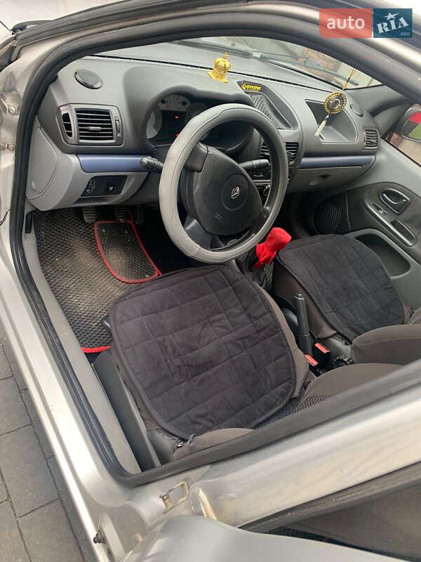 Седан Renault Clio Symbol 2008 в Львове фото 13 Седан Renault Clio Symbol 2008 в Львове
