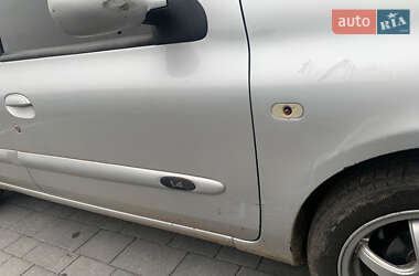 Седан Renault Clio Symbol 2008 в 