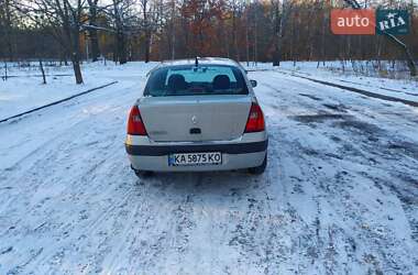 Седан Renault Clio Symbol 2002 в 