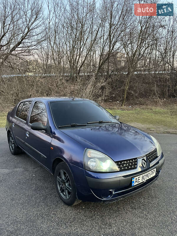 Седан Renault Clio Symbol 2003 в 
