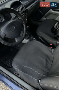 Седан Renault Clio Symbol 2003 в 