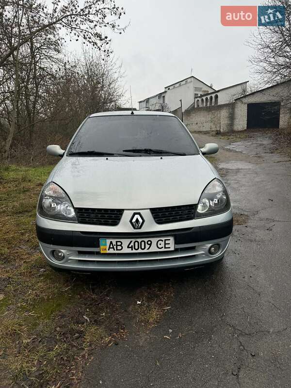 Седан Renault Clio Symbol 2003 в Виннице