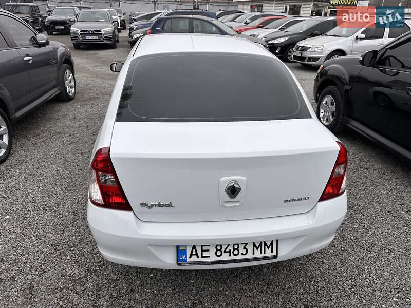 Седан Renault Clio Symbol 2008 в Днепре