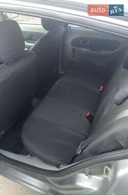 Седан Renault Clio Symbol 2003 в 