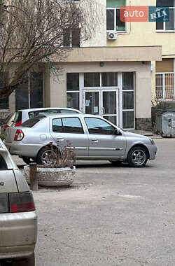 Седан Renault Clio Symbol 2008 в 