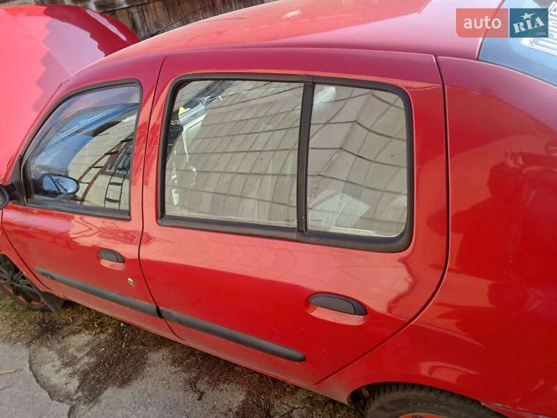 Седан Renault Clio Symbol 2005 в Корсуне-Шевченковском