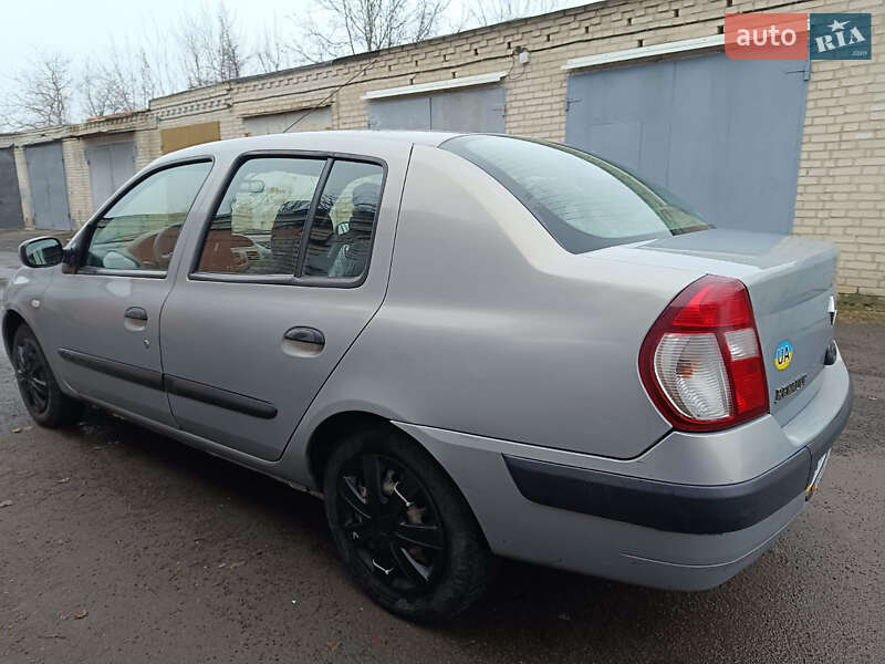 Седан Renault Clio Symbol 2005 в Луцке