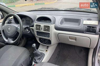 Седан Renault Clio Symbol 2005 в 