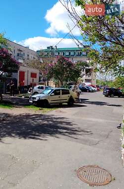 Седан Renault Clio Symbol 2002 в 