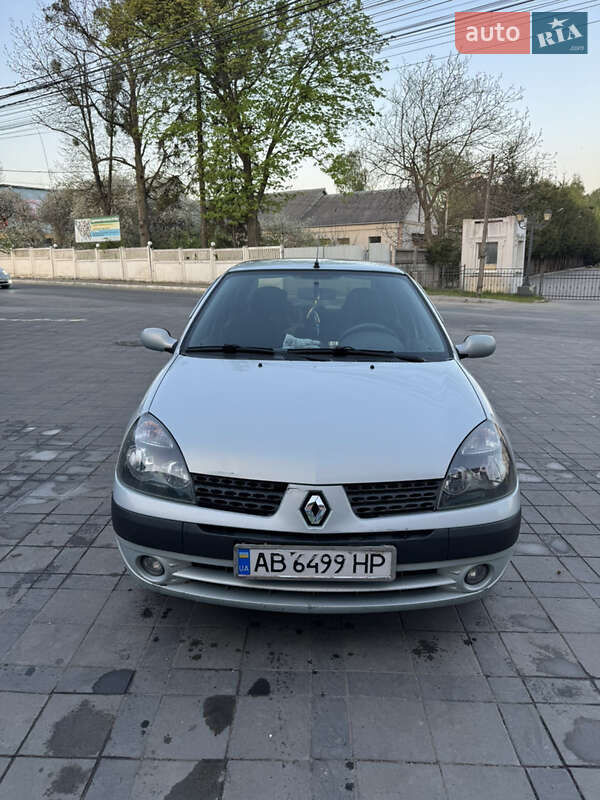 Renault Clio Symbol 2003