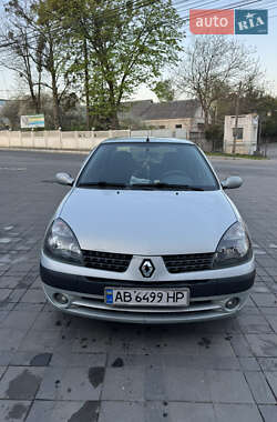 Седан Renault Clio Symbol 2003 в 
