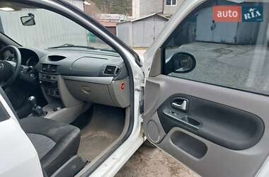 Седан Renault Clio Symbol 2011 в 
