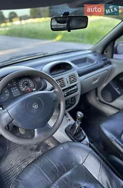Седан Renault Clio Symbol 2004 в 