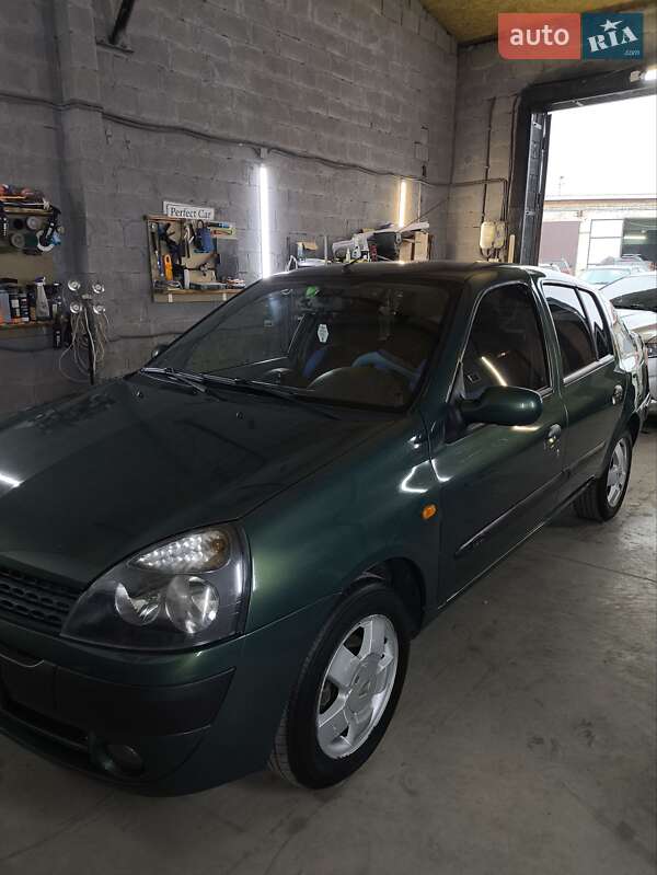 Седан Renault Clio Symbol 2003 в Золочеве