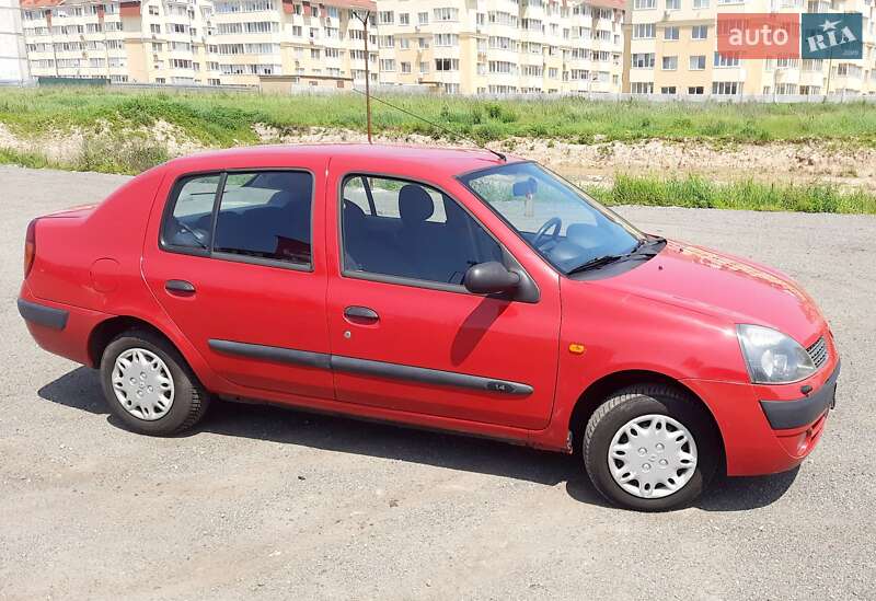 Седан Renault Clio Symbol 2005 в 